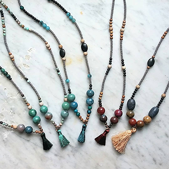 shapes-colors-necklaces-green-2019